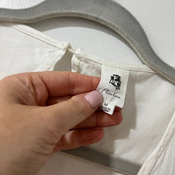 ✨ VICI Flawless White Boho Peplum Blouse – Size M ✨ - Picture 3 of 8